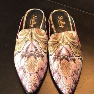 Shelly’s London 8 tapestry fabric slides